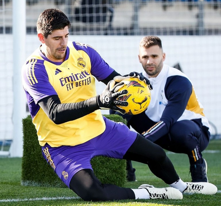 Lutut Thibaut Courtois kembali mengalami cedera saat berlatih