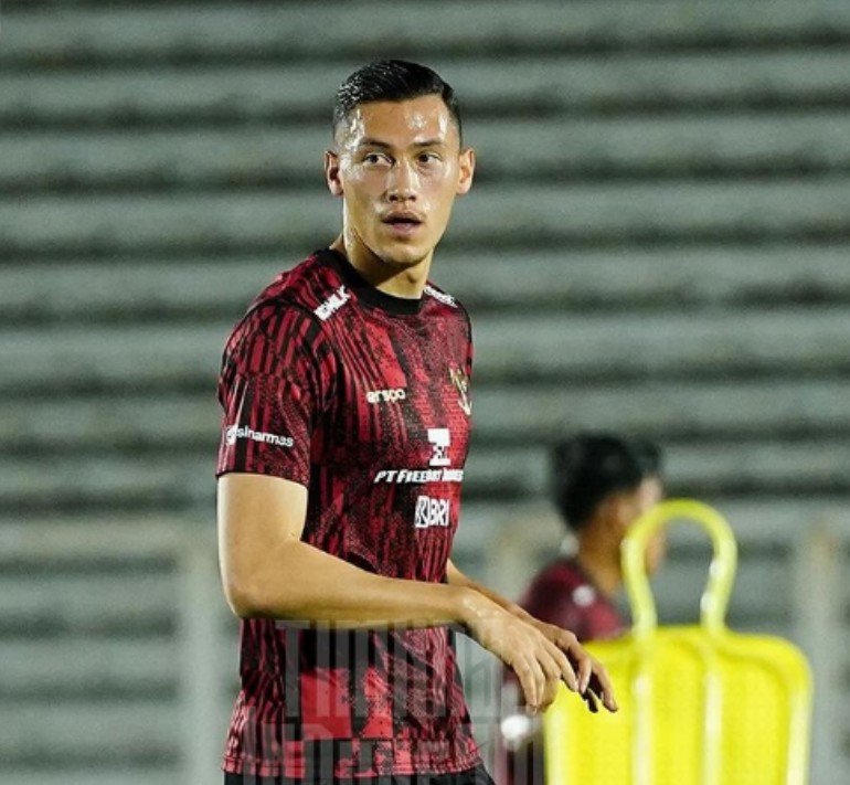 Jay Idzes yang bermain untuk Venezia FC di Liga Seri A.