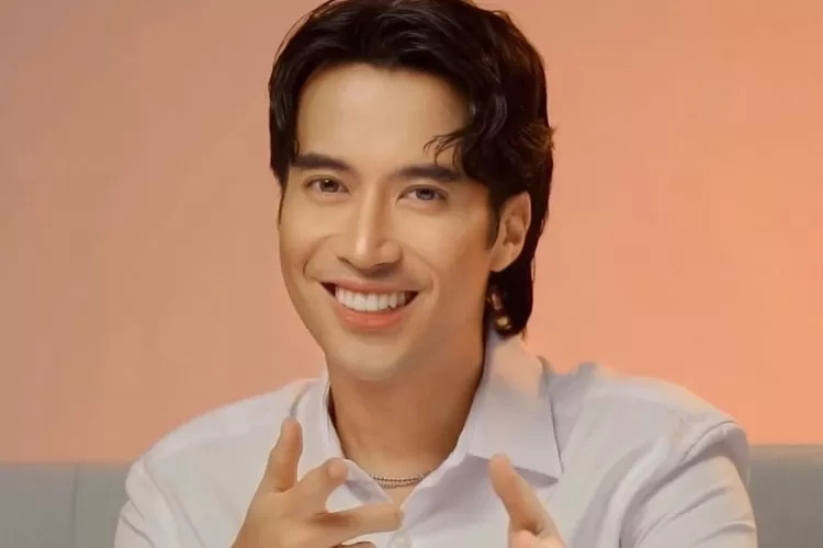 Vidi Aldiano jadi bintang iklan terbaru Shopee Garansi Tepat Waktu.