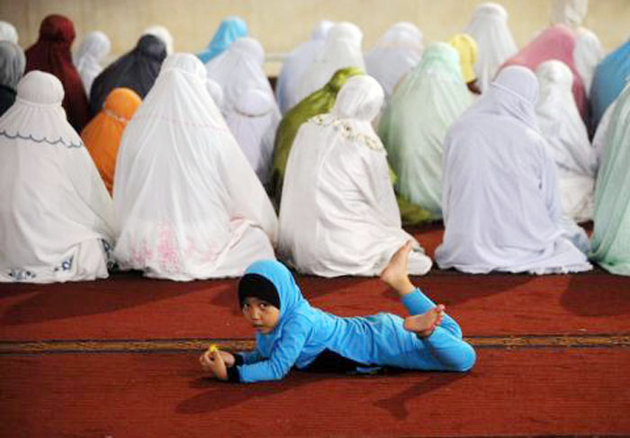 Ilustrasi salat tarawih.