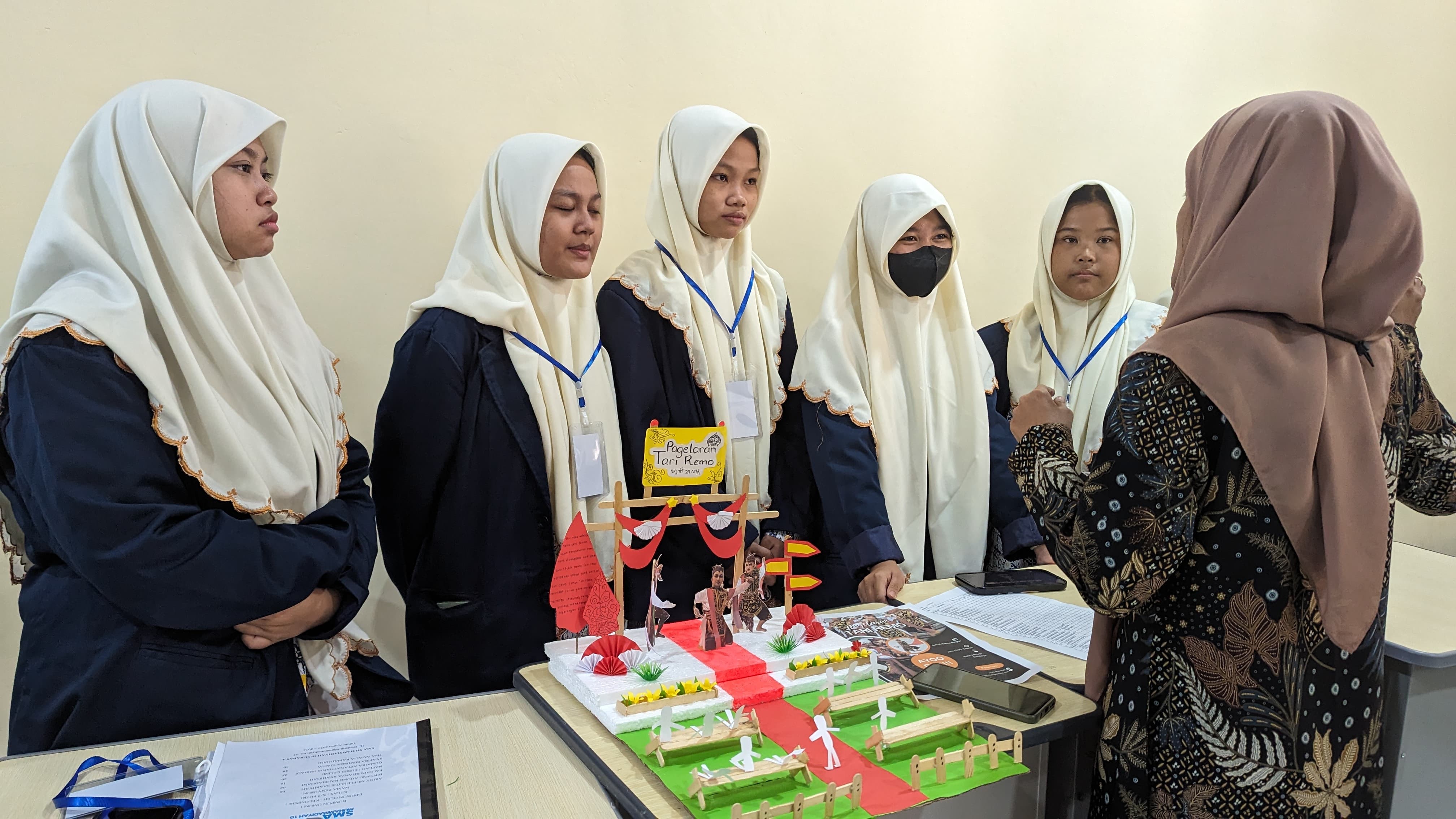 BERPRESTASI: Pilihan jurusan siswa-siswi SMA Muhammadiyah 10 Surabaya di PTN adalah meneruskan sesuai potensi bakat minat yang diikuti selama di sekolah.