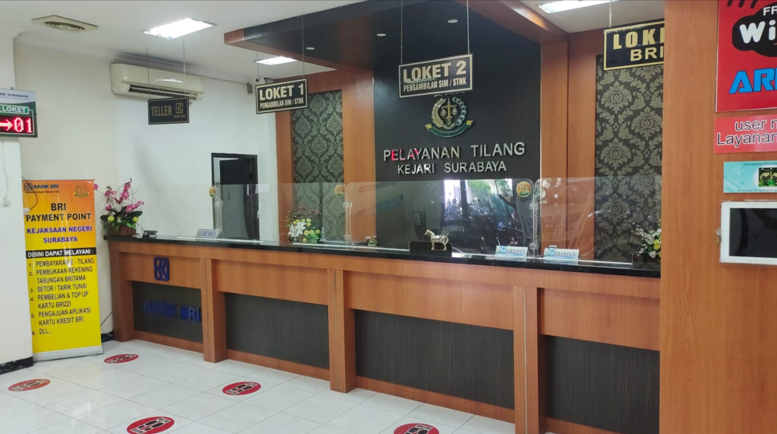 Loket layanan tilang di kantor Kejaksaan Negeri Surabaya (IST).
