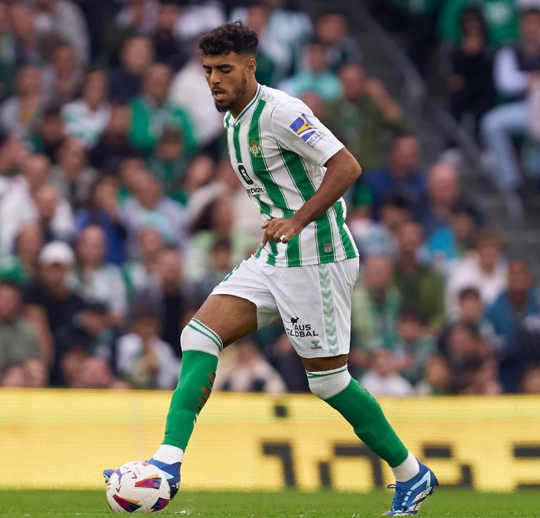 Chadi Riad mungkin akan ditarik dari Real Betis dan ada peluang dijual lagi.