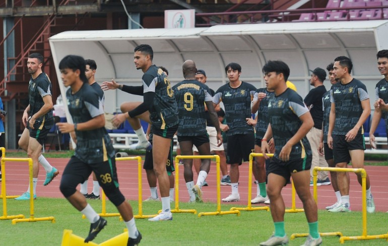 Tidak ada kata santai untuk skuad Persebaya Surabaya untuk menyelesaikan kompetisi musim ini.