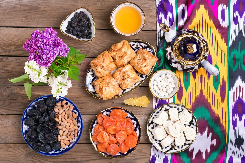 Jajanan tradisional saat Idul Fitri di Uzbekistan.