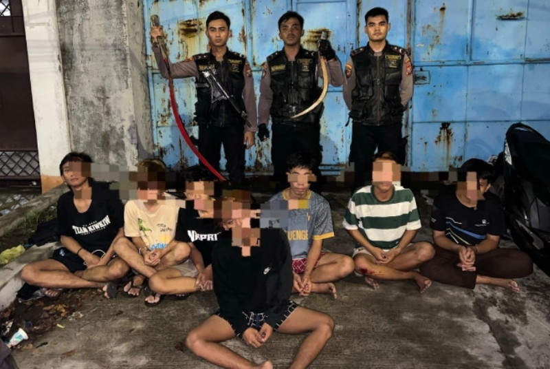 Tujuh remaja diamankan karena diduga hendak tawuran di Jalan Gembong Surabaya (IST).