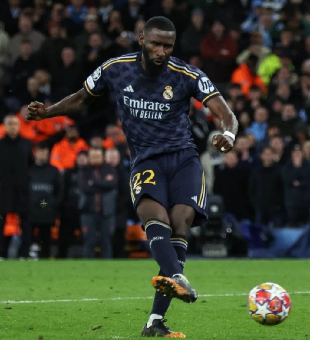 Antonio Rudiger jadi penendang terakhir yang jadi penentu kemenangan Real Madrid.