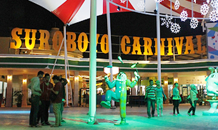 Surabaya Night Carnival sewaktu masih jaya.