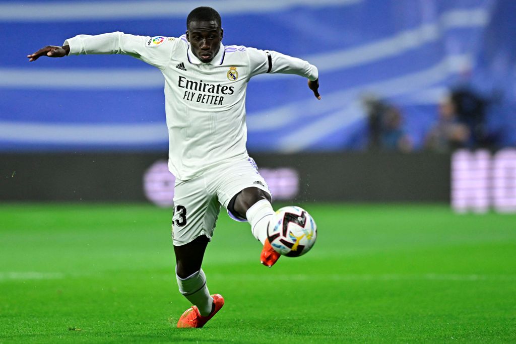 Bek kiri Real Madrid asal Prancis, Ferland Mendy diminati tiga klub besar Liga Premier Inggris.