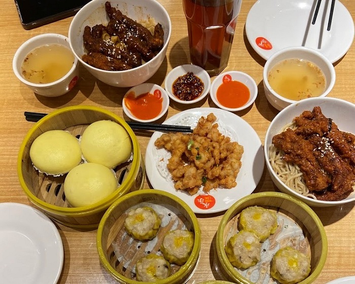 LENGKAP: Menu Dimsum di Winglok Surabaya. (DINI PUTRI D/GOOGLE MAP)