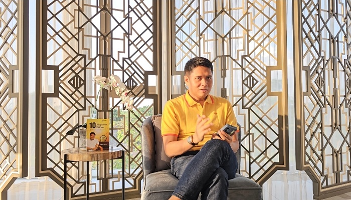 BAHAGIA: Firman Pratama, lahirkan metode Alpha Mind Control (AMC) untuk menjadi manusia mulia. (IST)