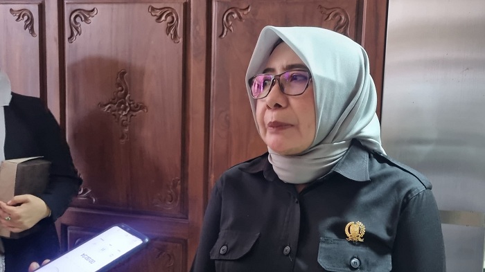 Sekretaris DPW PKB Jatim Anik Maslachah (MUS PURMADANI/RADAR SURABAYA)