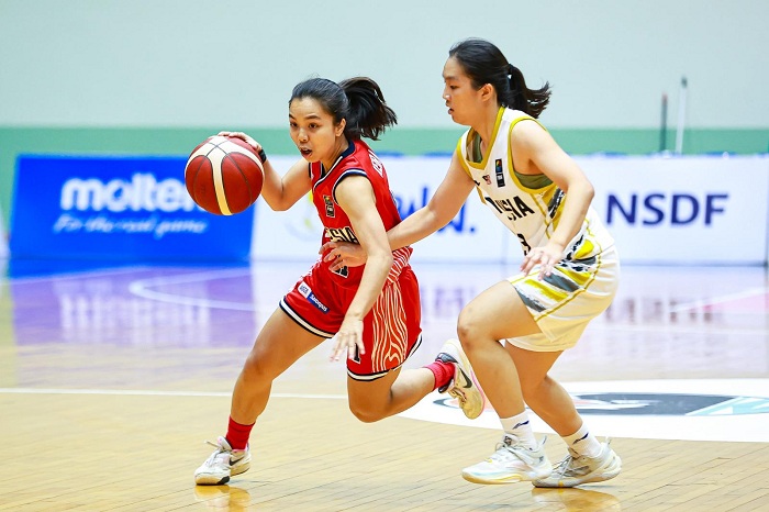 SEMANGAT: Tim Timnas Basket U-18 Putri membuka perjalanan di SEABA U-18 Women&rsquo;s dengan menundukkan Malaysia. (SUPERPORXV)