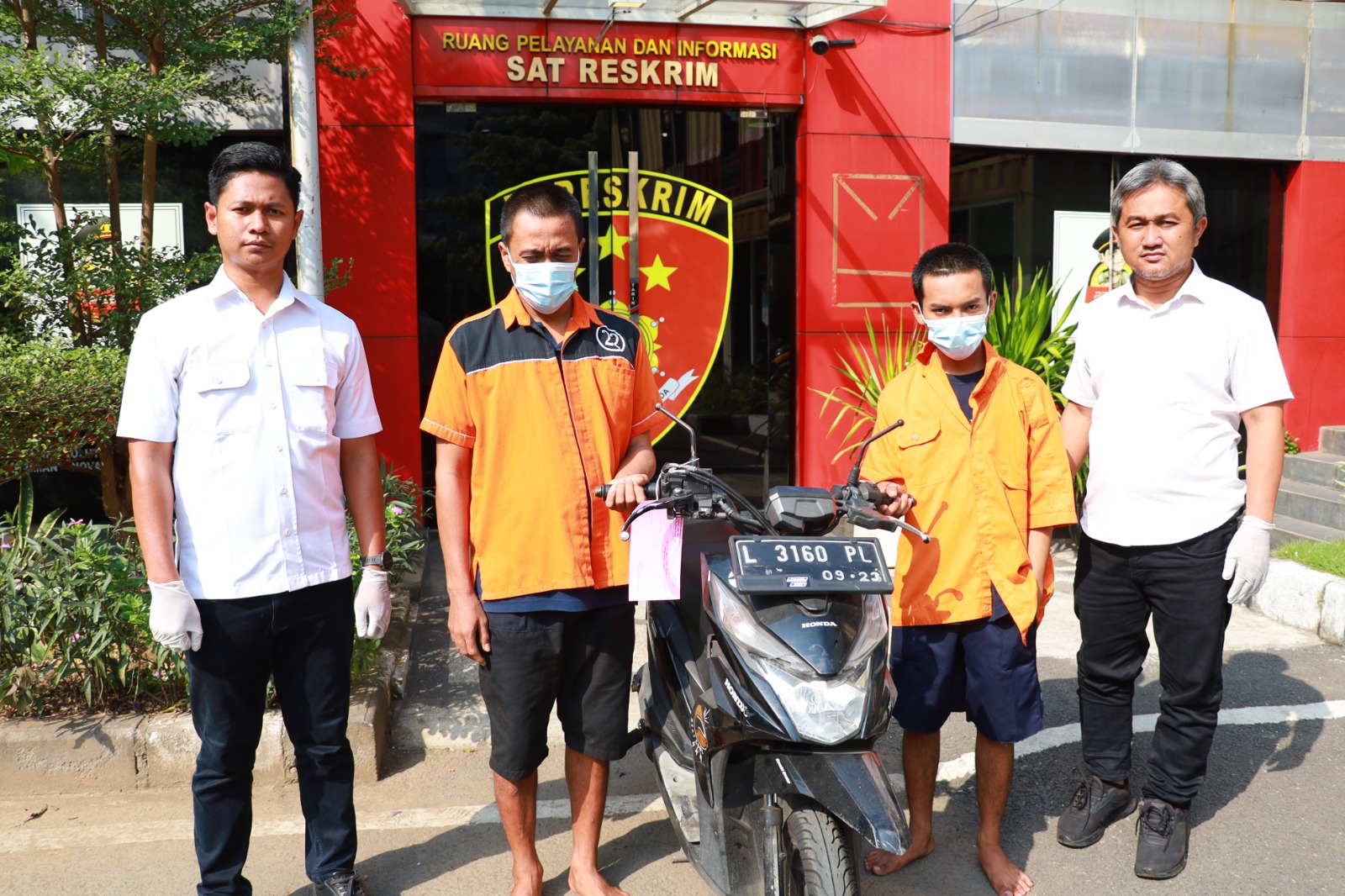 Dua maling motor di Kalimas Baru akhirnya diamankan di Polres Tanjung Perak Surabaya (IST).