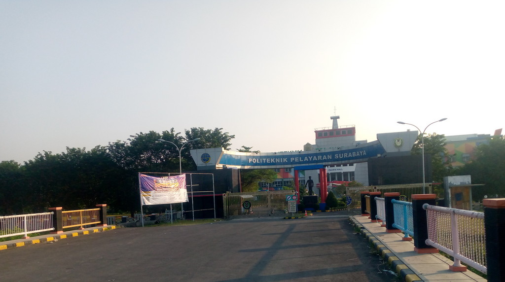 Kampus Poltek Pelayaran Surabaya di kawasan Gunung Anyar, Surabaya (Lambertus/Radar Surabaya).