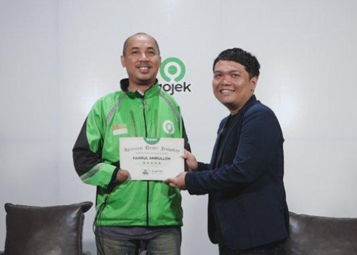&ldquo;Bagi saya, Gojek lah yang bisa mengembalikan rasa percaya diri dan semangat saya untuk terus bisa mendapatkan nafkah&rdquo; - Fahrul Amrulloh, Mitra Driver Gojek -