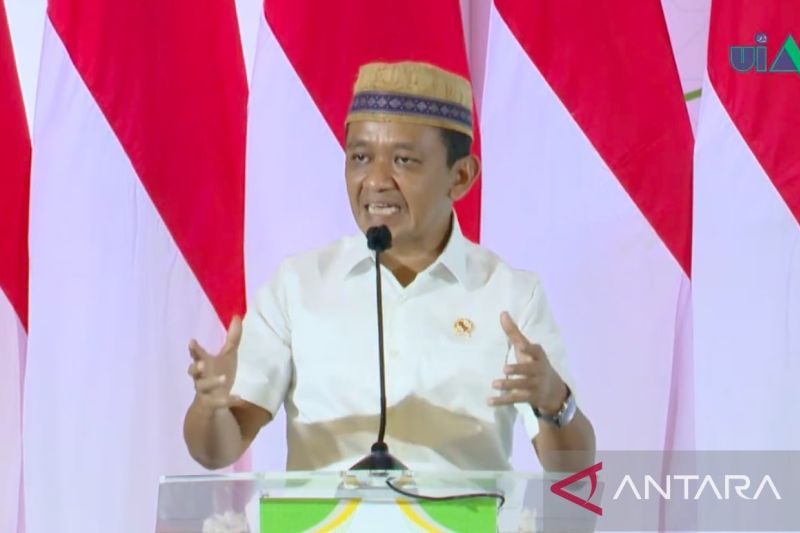 Menteri Investasi/Kepala BKPM Bahlil Lahadalia saat memberikan sambutan di Perguruan Tinggi Nahdlatul Ulama. Foto diambil dari tangkapan layar Youtube Kementerian Investasi di Jakarta, Senin (3/6).