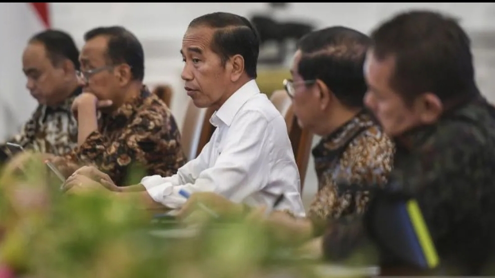 Presiden Joko Widodo pimpin Rapat terbatas bahas penyelenggaraan PON XXI 2024 yang akan digelar 8-20 September.