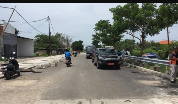 Salah satu ruas Jalan Kandangan, Surabaya. Erwanto kehilangan HP dan surat-surat berharga di kawasan ini. (IST)