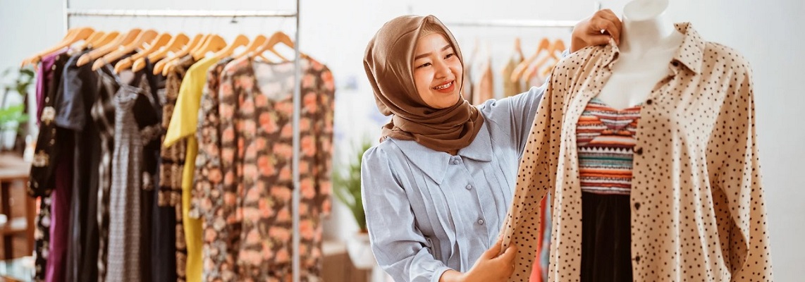 PAJANG: Tren fashion ramah lingkungan semakin mendapat tempat di kalangan konsumen. (FWD)