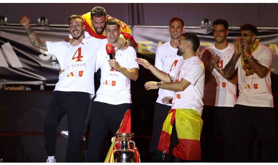 Selebrasi Alvaro Morata dan kawan-kawan usai menjuarai Euro 2024.