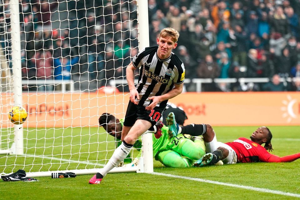 Simpang siur berita  Anthony Gordon yang jadi incaran Liverpool bakal terurai menjelang bursa transfer berakhir.