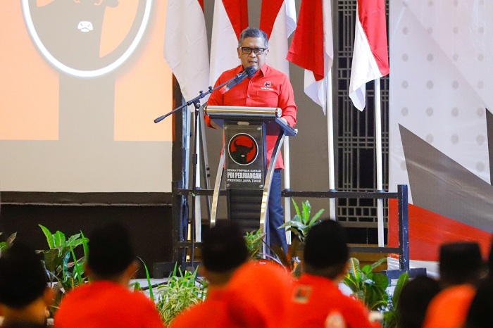 PESAN: Sekjen PDIP Hasto Kristiyanto sampaikan pesan Megawati dalam penutupan Pembekalan Calon Anggota Legislatif Terpilih DPRD provinsi/kabupaten/kota dari PDIP se-Jatim di Malang. (IST)