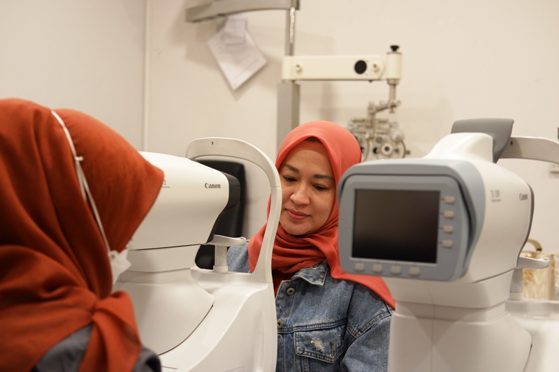 DETAIL: Proses pemeriksaan Pre Lasik yang melalui berbagai tahapan pemeriksaan yang lengkap.