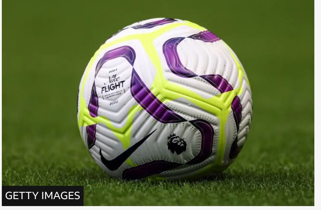 Pemain  akan menikmati jahitan pendek yang dibuat untuk memastikan sentuhan paling nyaman menggunakan bola Nike Flight.