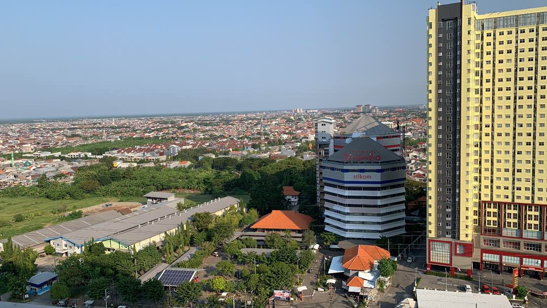 Cuaca cerah di Surabaya selama Agistus 2024. Tiada hujan. (IST)