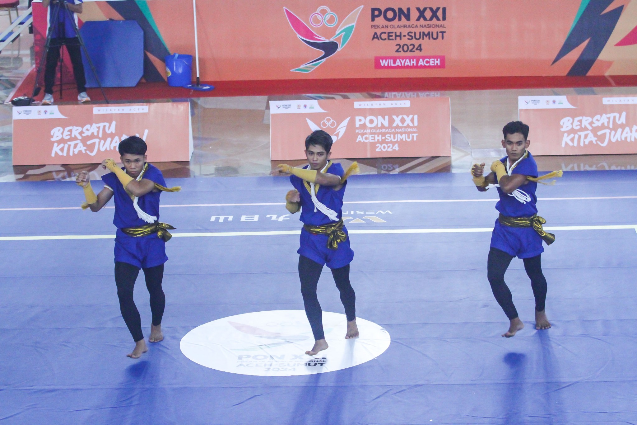 Penampilan atlet Jatim di cabor Muaythai nomor Muay Robic.