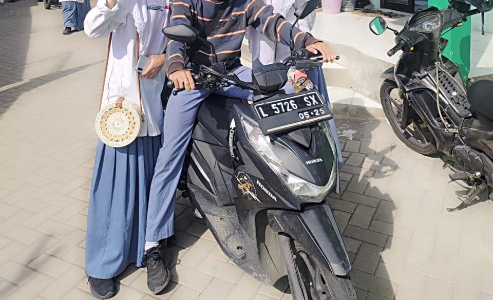 Seorang mahasiswi jadi korban begal di Medokan Semampir, Surabaya. (IST)