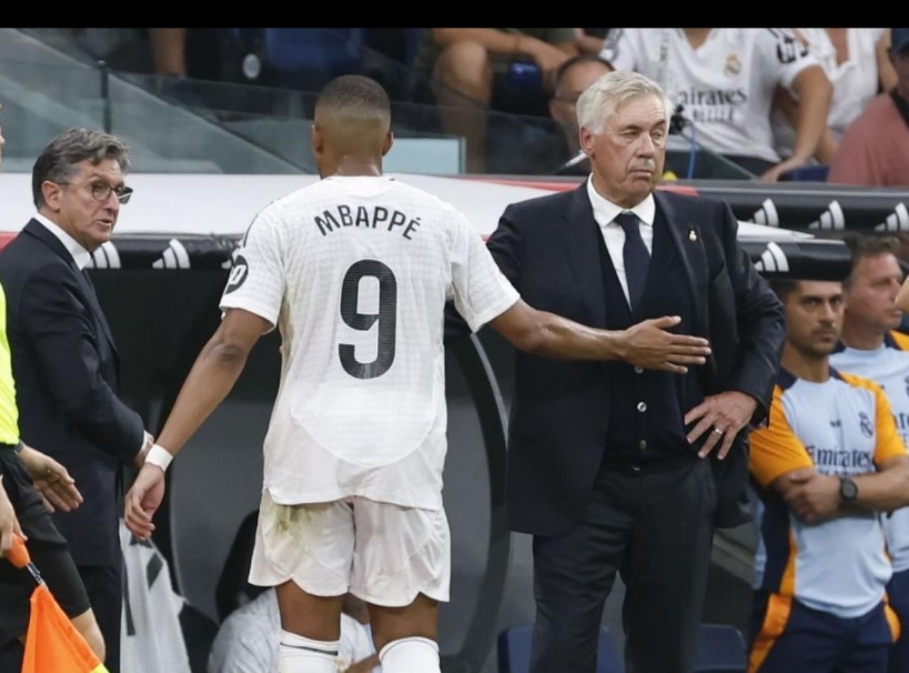 Carlo Ancelotti optimistis Real Madrid tampil lebih baik musim ini.
