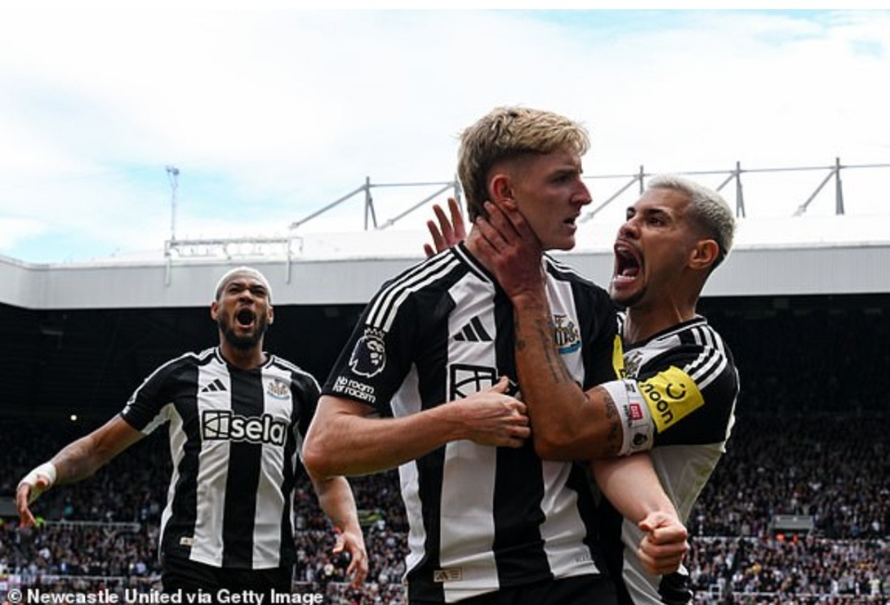 Anthony Gordon cetak gol dari titik penalti Selamatkan Newcastle dari kekalahan.