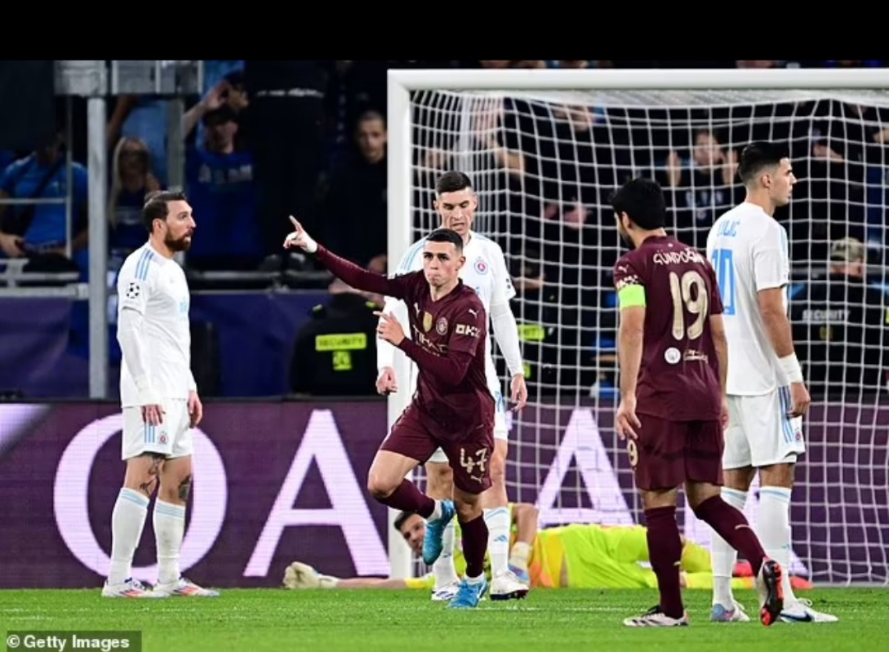 Phil Foden menggandakan keunggulan City pada menit ke-15 lewat tendangan manis ke sudut bawah gawang