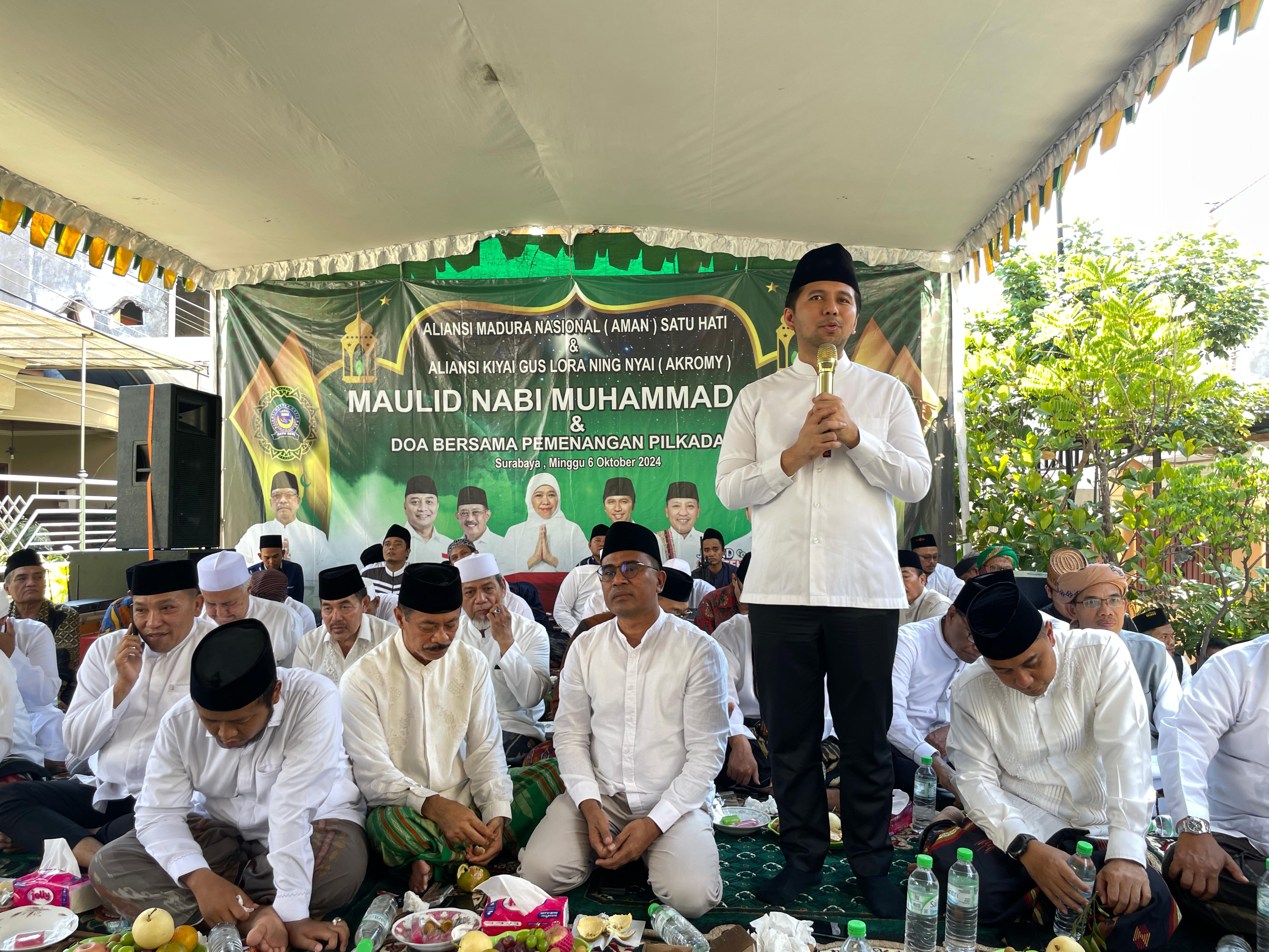Calon Wakil Gubernur Jawa Timur nomor urut 2, Emil Elestianto Dardak, menyebut kepemimpinan Nabi Muhammad SAW adalah teladan yang harus dicontoh oleh setiap pemimpin.  (IST)