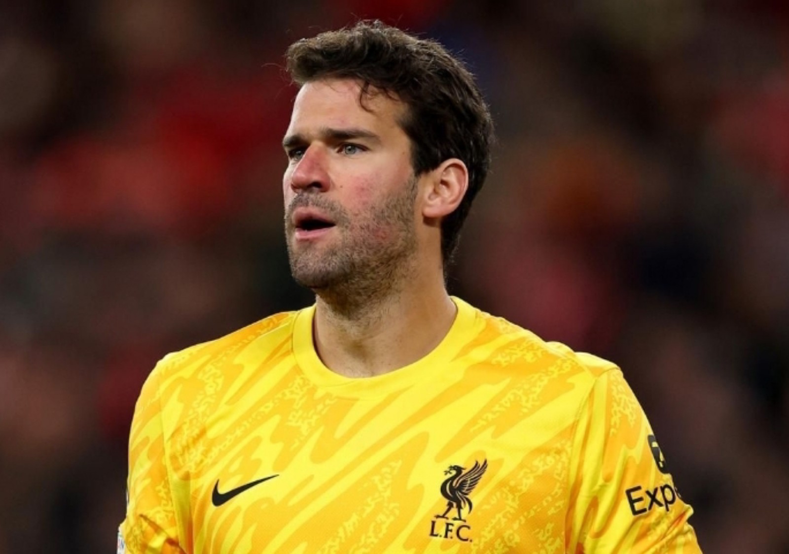 Alisson Becker absen hingga November nanti.