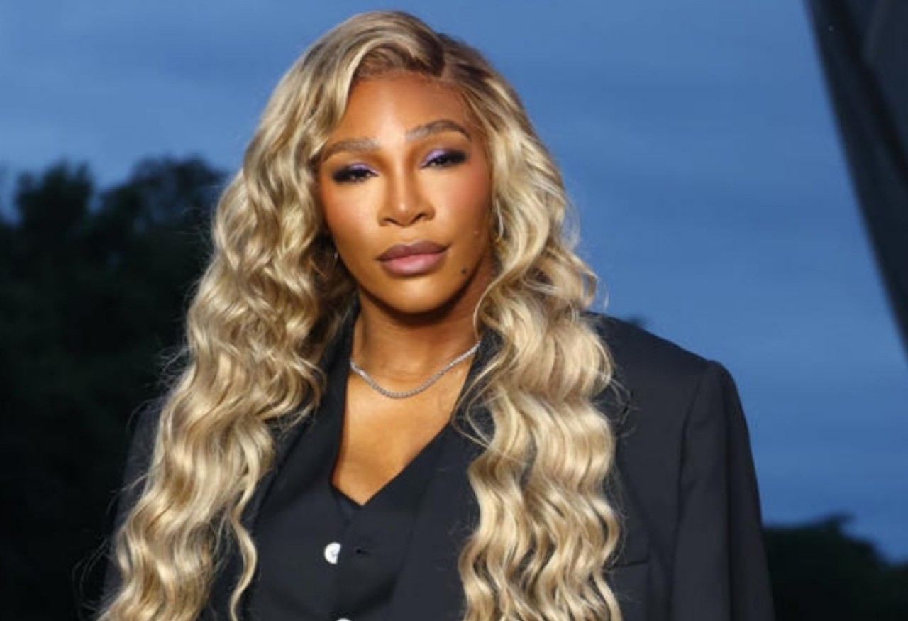 Serena Williams mengabarkan kondisinya baik-baik saja usai jalani operasi.