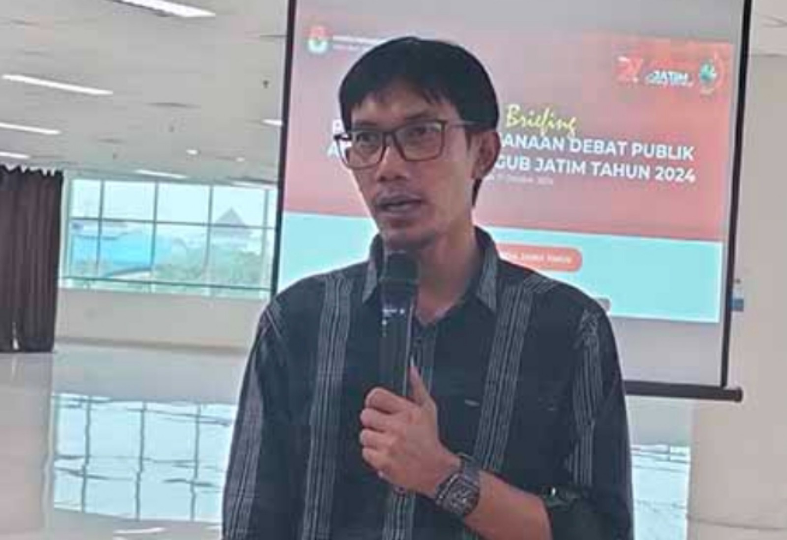 Nur Salam, Divisi Parmas dan SDM KPU Jatim