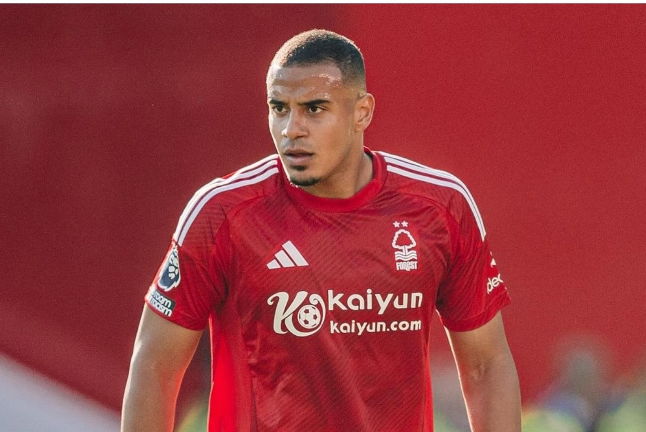 Pertanyaannya, layakkah Murillo gantikan Virgil Van Dijk jadi benteng pertahanan Liverpool.