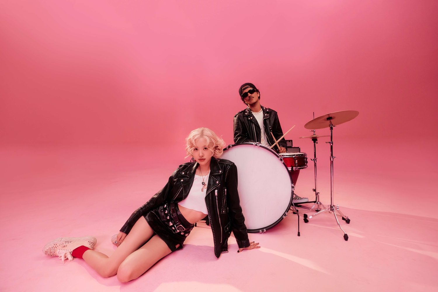 Rose BLACKPINK dan Bruno Mars.