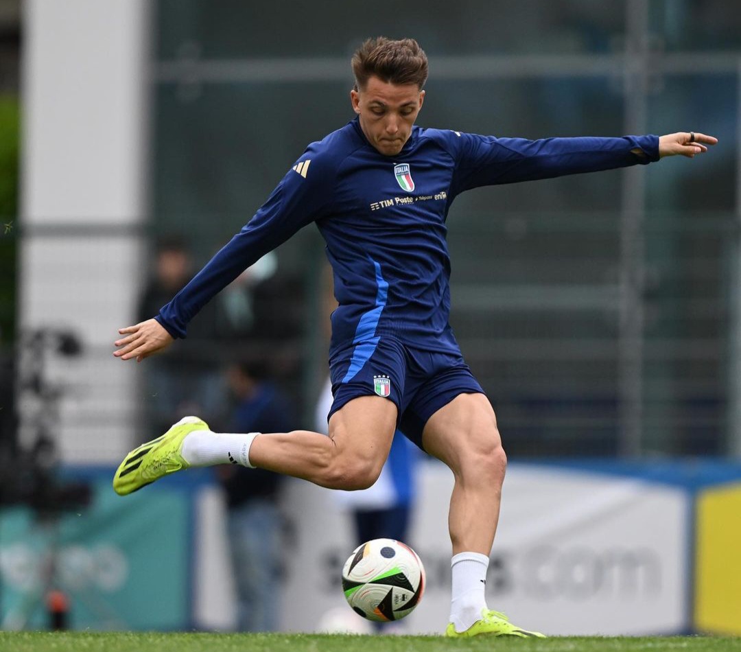 Mateo Retegui akan memberikan ancaman bagi lini belakang Belgia.