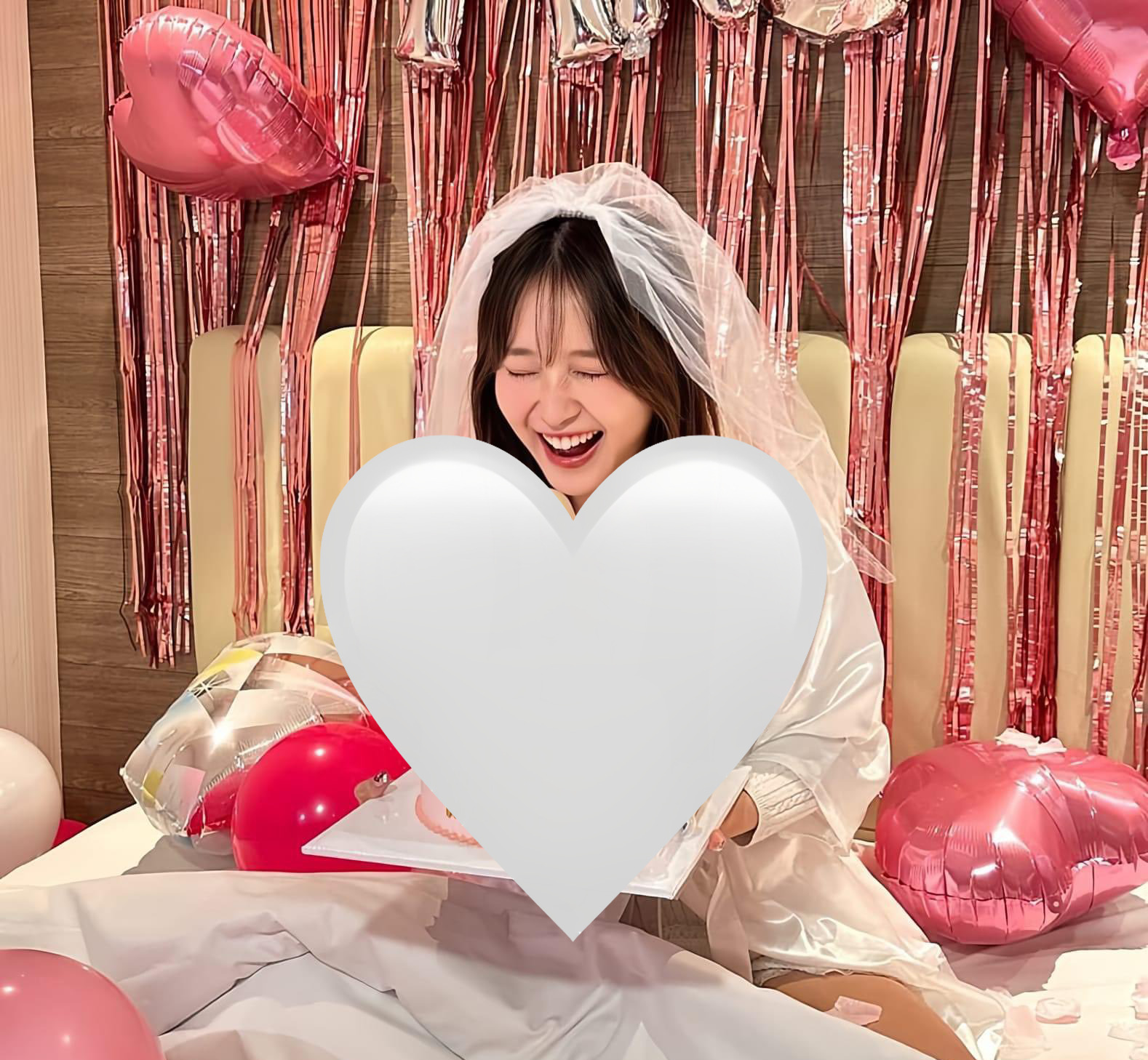 Acara Bride Shower Vior bersama sahabatnya yang menuai kecaman dari netizen.