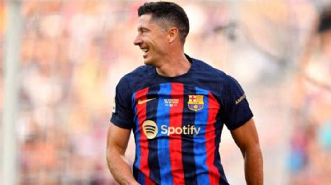 Robert Lewandowski diharapkan bisa fit saat menghadapi Real Betis.