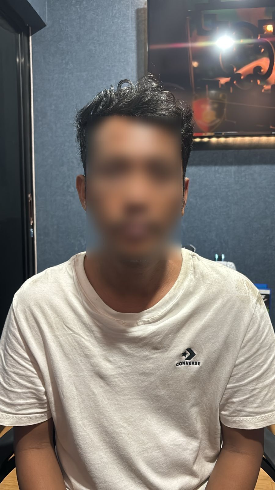 Tersangka ARP diamankan gegara dugaan melakukan rudapaksa di Surabaya. (IST)