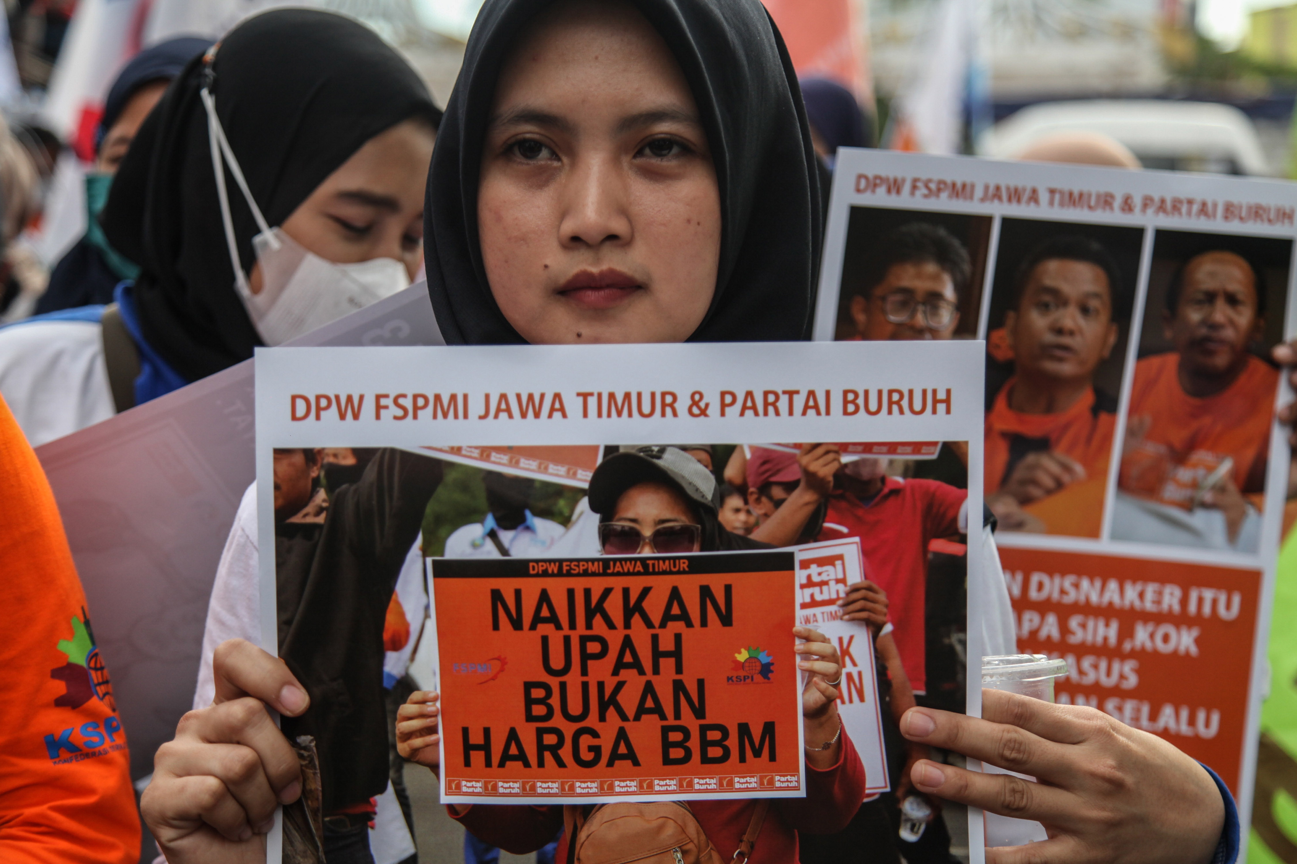 Ilustrasi demo buruh menuntut kenaikan UMK.