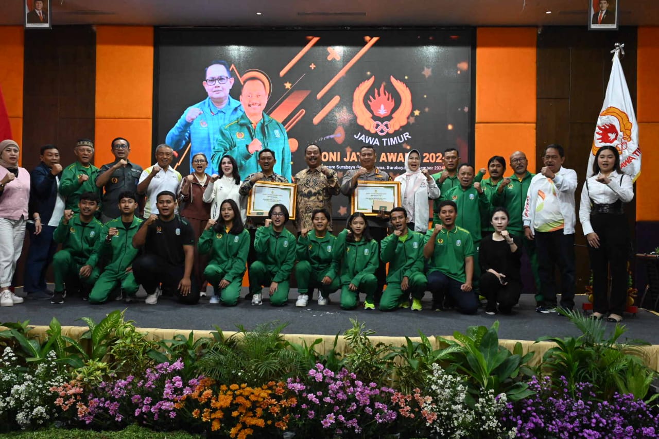 Penerima penghargaan KONI Jatim Award 2024.