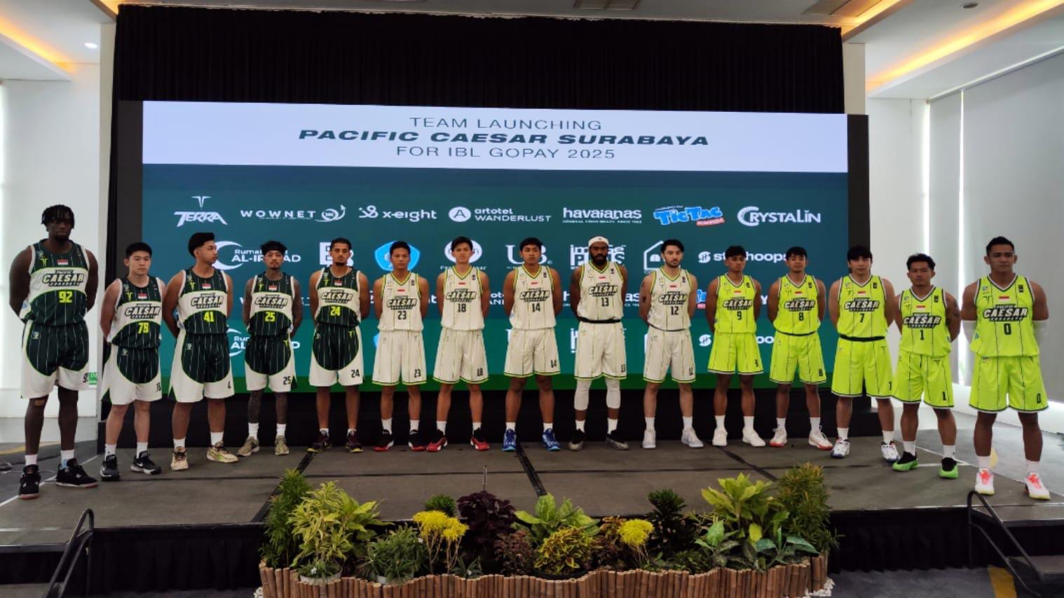 Pacific Caesar Surabaya siap berlaga di kompetisi IBL 2025.