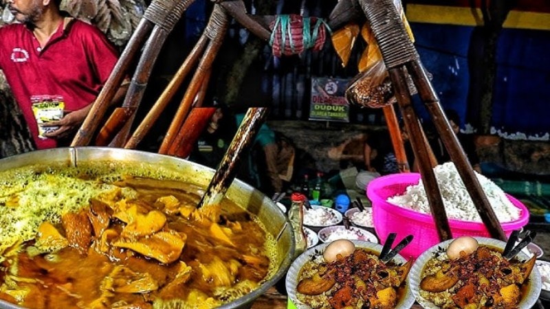 Soto Jeroan Pak Hasan.