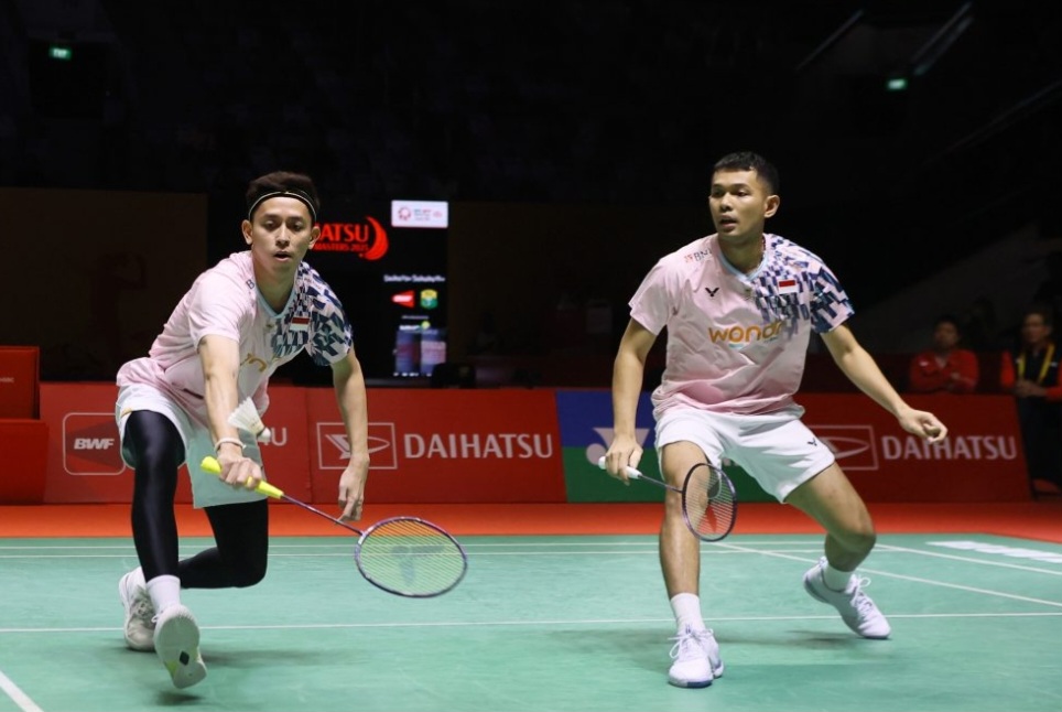 Mohammad Rian Ardianto dan Fajar Alfian melaju ke babak final Indonesia Masters 2025.